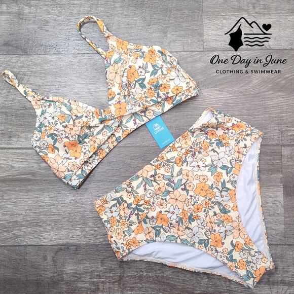 Cupshe Cross Front High Cut Bikini Swimsuit Size M - Picture 3 of 6